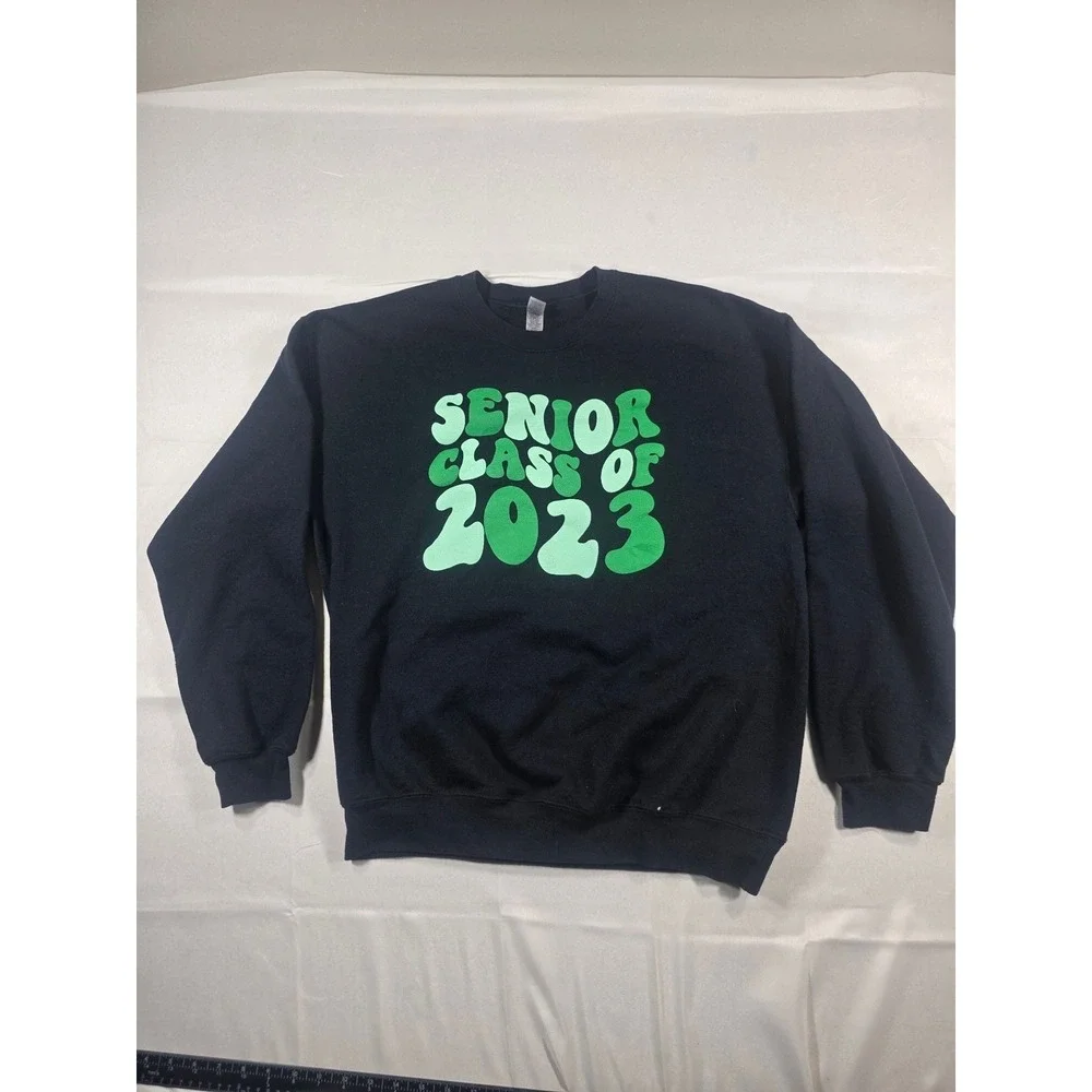 Gildan Senior Class of 2023 Graphic Sweatshirt Black Size Large - Picture 1 of 4